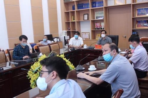 Qua Telehealth: Chuyên gia đầu ngành hội chẩn điều trị ca COVID-19 nặng, nhiều bệnh nền ở An Giang