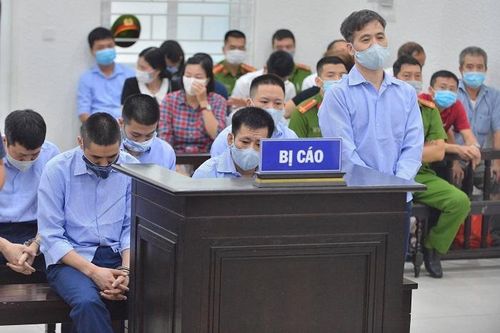 Hoãn xử vụ Thanh tra Giao thông 'bảo kê' phương tiện vi phạm