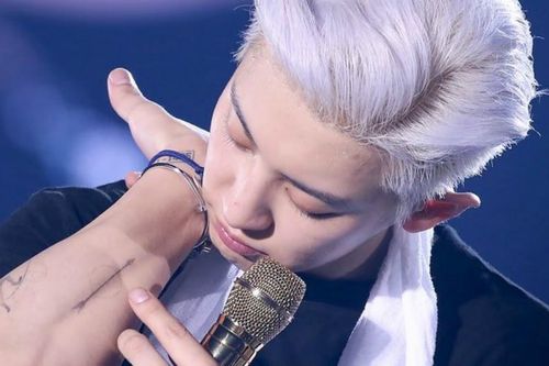 Giải mã các hình xăm của Chanyeol (EXO)