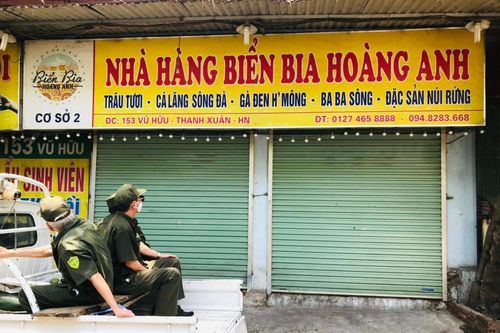 Chùm ảnh: Hàng quán bia hơi trên địa bàn quận Thanh Xuân chấp hành quy định đóng cửa để phòng dịch