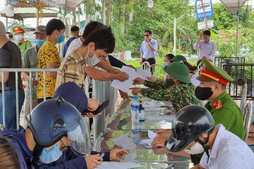 Hải Dương tìm người tham dự đám cưới ở nhà hàng Miến Hương liên quan ca mắc Covid-19