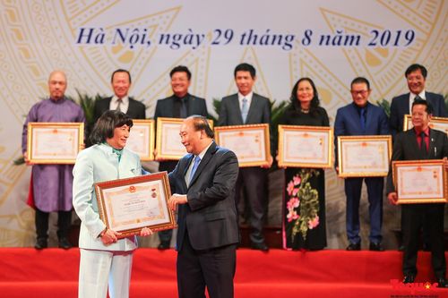 Từ 15.5,Nghị định quy định về xét tặng danh hiệu NSND, NSƯT có hiệu lực: Khẳng định dấu ấn cá nhân nghệ sĩ