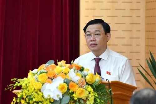 Chủ tịch Quốc hội Vương Đình Huệ dự lễ phát lệnh ra quân bảo đảm an ninh, trật tự Ngày bầu cử