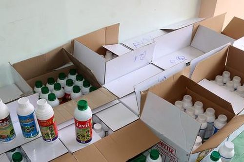Phát hiện nhiều thuốc bảo vệ thực vật nghi giả trên xe giám đốc công ty