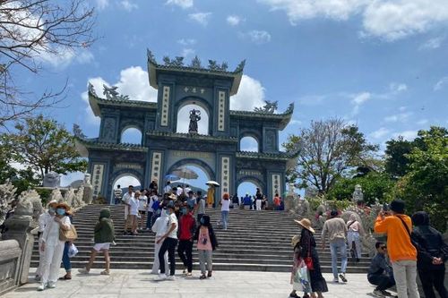 Du lịch Đà Nẵng: Thêm một lần 'đau' vì Covid-19