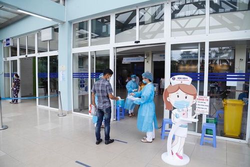 Lãnh đạo cơ sở khám chữa bệnh chịu trách nhiệm nếu để xảy ra lây nhiễm COVID-19
