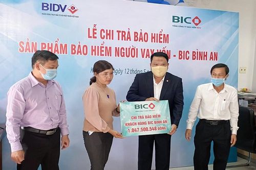 BIC chi trả hơn 1 tỷ đồng quyền lợi bảo hiểm cho khách hàng vay vốn tại Kon Tum