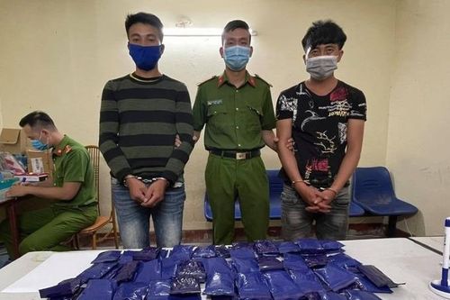 Mua 18.000 viên ma túy ở biên giới mang vào nội địa tiêu thụ
