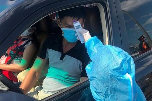 TPHCM tái lập các chốt kiểm soát phòng chống dịch ở cửa ngõ