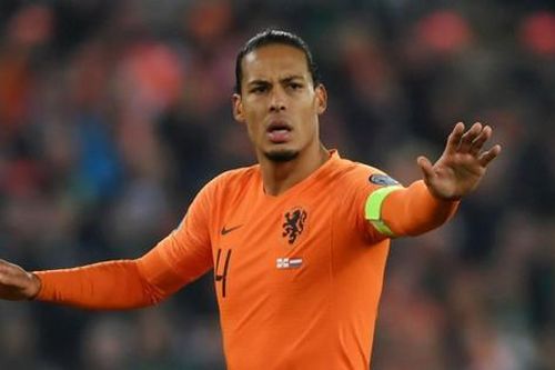 Ngôi sao Van Dijk rút khỏi EURO 2020, tuyển Hà Lan khốn đốn