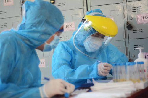 Sở Y tế Hà Nội thông tin về 2 ca mắc COVID-19 mới, di chuyển phức tạp