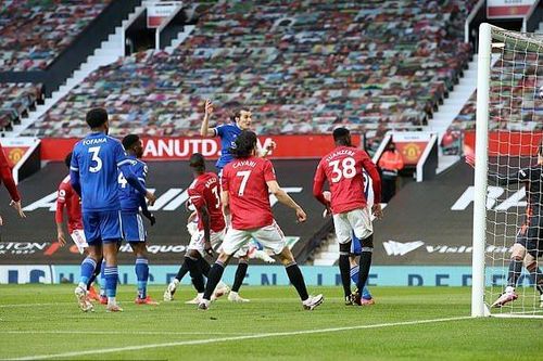 Bầy cáo hạ Quỷ đỏ, giúp Man City vô địch Ngoại hạng Anh sớm
