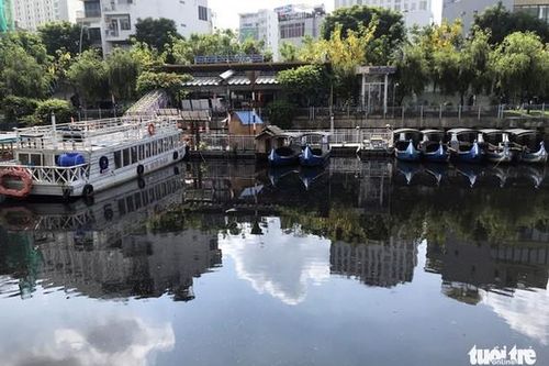 Kênh Nhiêu Lộc - Thị Nghè lại đen thui, bốc mùi, tái ô nhiễm