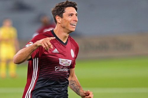 UAE triệu tập 3 cầu thủ gốc Brazil và Argentina đấu Việt Nam