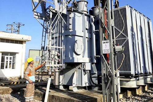 Tiêu thụ điện mùa hè tăng 12%, Nghệ An cam kết đảm bảo đủ điện