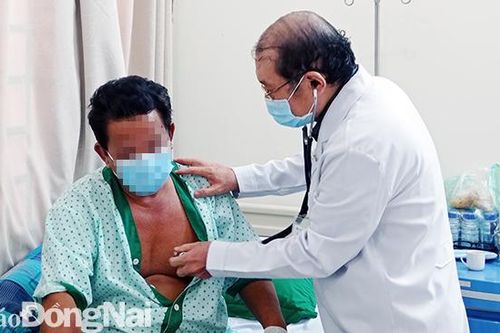 Phải cắt bỏ 1 quả thận do khối u to như quả cam