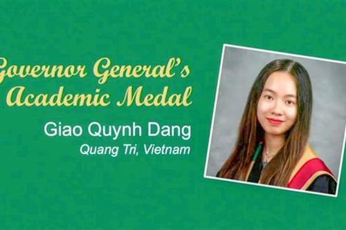 Đặng Quỳnh Giao- sinh viên người Quảng Trị được nhận Huy chương
