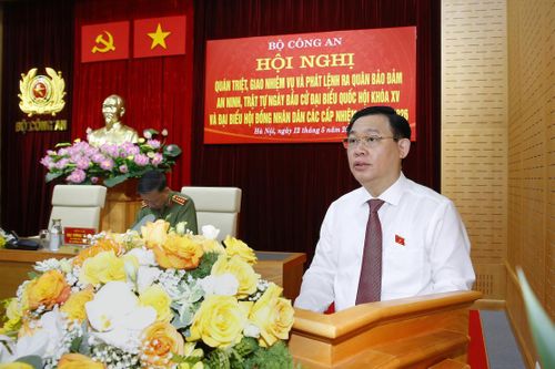 Chủ tịch Quốc hội: Không để xảy ra lây nhiễm cộng đồng trong tổ chức bầu cử