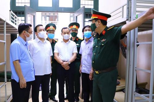 Kiểm tra công tác phòng, chống dịch Covid-19 tại huyện Thạch Thất