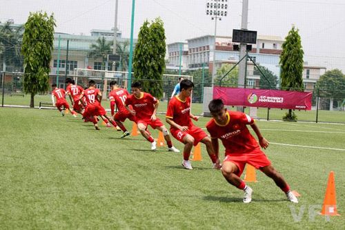 Các cầu thủ đội tuyển U22 Việt Nam được kiểm tra thể lực
