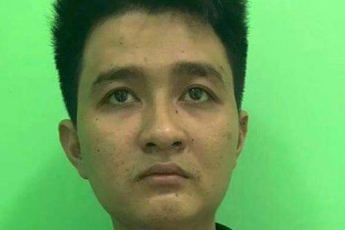 Nghịch tử dùng dao 'nói chuyện' với cha ruột