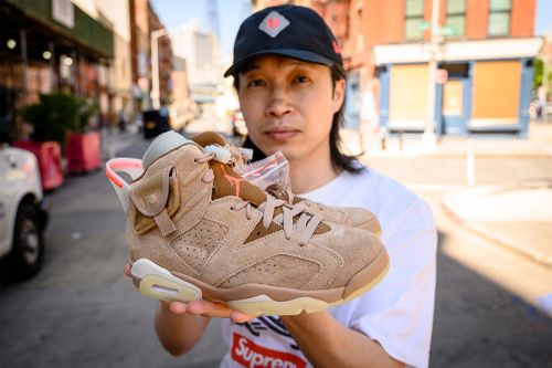 Kiếm hơn 1 triệu USD nhờ bán giày Air Jordan, Yeezy trong mùa dịch