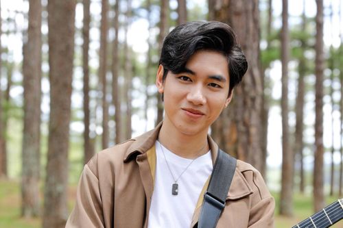 K-ICM ra mắt MV mới cùng Zino