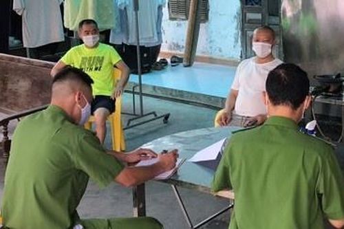 4 chuyên gia Trung Quốc cách ly tại nhà nhưng vẫn đến công ty