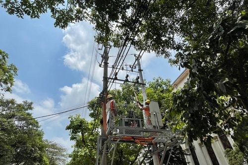 Sản lượng điện thương phẩm tăng gần 11%