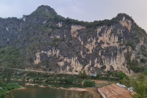 Thực hư thông tin người Trung Quốc phát hiện quan tài 'treo' ở Lạng Sơn