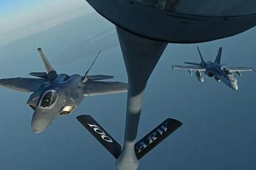 Mỹ triển khai chiến đấu cơ F-18, Israel có thể mở chiến dịch trên bộ tại Gaza