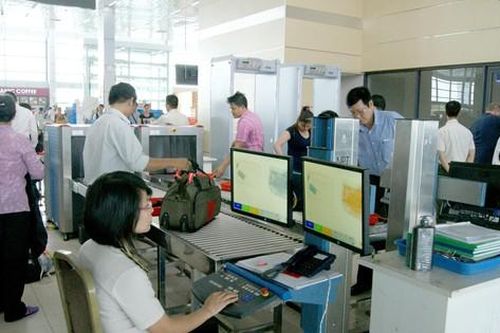 Các hãng Hàng không bị yêu cầu trả lại tiền 'ăn chặn' phí của khách hàng