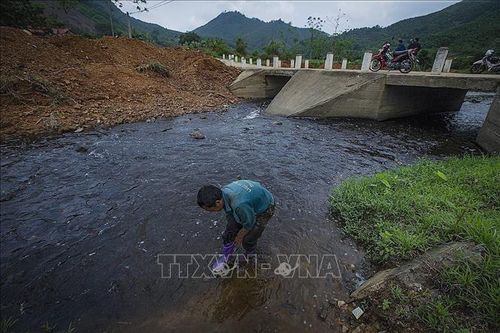 Tái diễn tình trạng ô nhiễm nguồn nước suối Cái