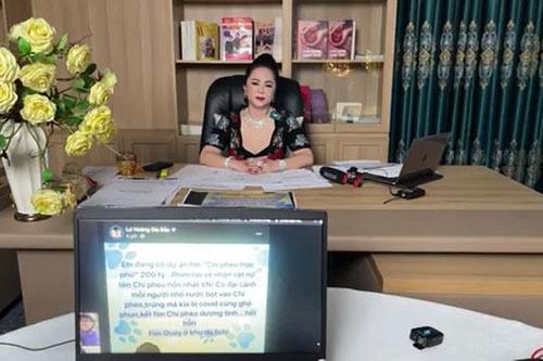 Đại gia Phương Hằng tuyên bố khởi kiện NSND Hồng Vân và NSƯT Hoa Hạ sau khi bị 'đá xéo'