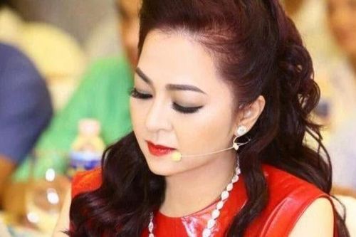 Hoài Linh im lặng giữa bão drama, dân mạng 'hiến kế' giúp bà Phương Hằng gặp danh hài để '3 mặt 1 lời'