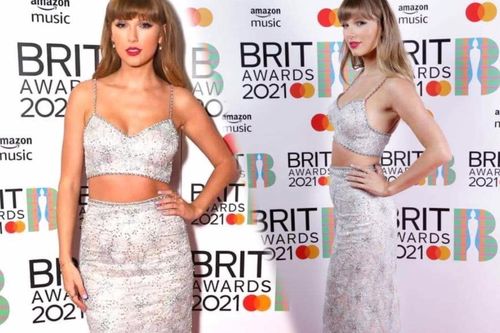 Taylor Swift 'phát tướng' lộ vòng 2 mỡ màng trong set váy áo sequin màu bạc