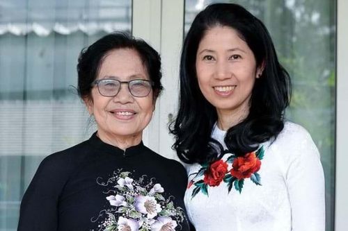 Mẹ, con và hành trình ươm mầm hạnh phúc
