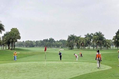 Hà Nội: Tạm dừng hoạt động sân golf, hoạt động thể thao đông người