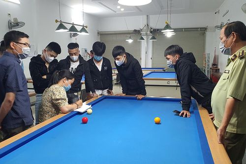 Pleiku: Xử phạt cơ sở kinh doanh dịch vụ bida không chấp hành quy định phòng-chống dịch
