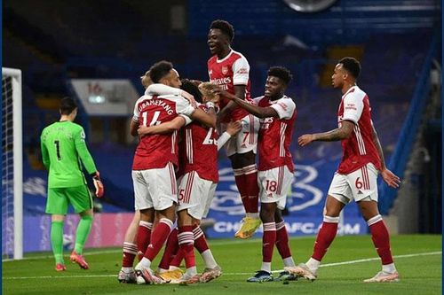 Đâu là lối chơi mà Arsenal nên hướng tới?