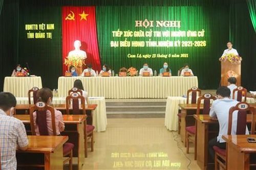 Ứng cử viên đại biểu HĐND tỉnh tiếp xúc cử tri trước bầu cử tại huyện Cam Lộ