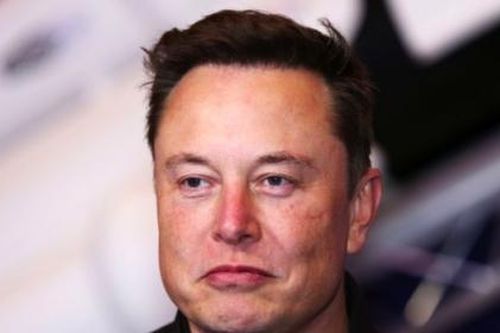 Giá Bitcoin lao dốc khi xe hơi điện Tesla dừng thanh toán