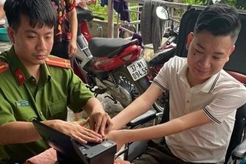 Ghi ở đơn vị được Bộ Công an biểu dương về thực hiện 2 dự án trọng điểm