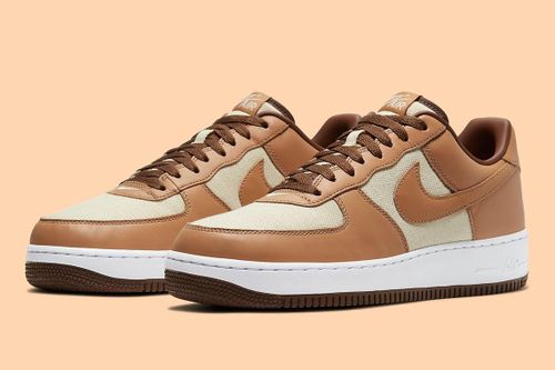 Mẫu giày sneakers phù hợp với mọi kiểu trang phục