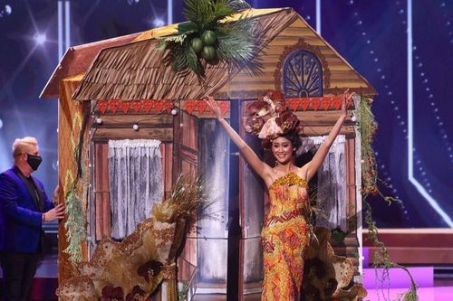 Sự cố trong đêm thi trang phục dân tộc ở Hoa hậu Hoàn vũ