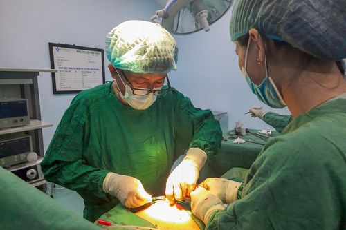 200 viên sỏi trong túi mật người phụ nữ