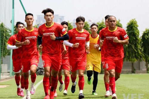 Bóng đá Việt Nam hôm nay: U22 Việt Nam nhồi thể lực. Hà Nội thuê chuyên gia Hàn Quốc