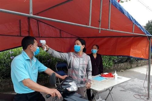 Đông Anh – Hà Nội: Đề xuất Thủ tướng tặng Bằng khen vì cách ly 3 lớp chống dịch