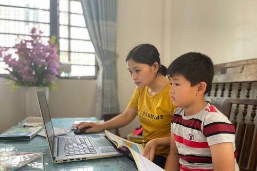 Kiểm tra định kỳ trực tuyến: Học hỏi kinh nghiệm của người đi trước