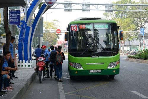 Từ 15/5, TP Hồ Chí Minh tạm dừng tuyến xe khách đến các vùng có dịch COVID-19